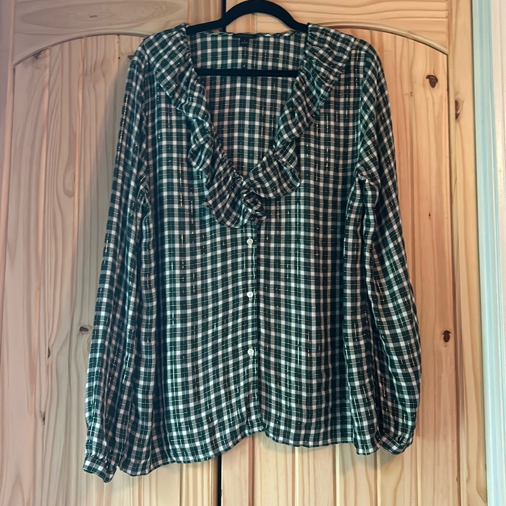 Ann Taylor Ruffle V-Neck Top Size L